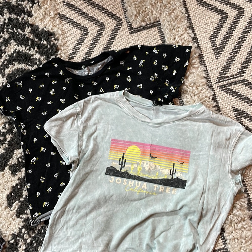 2 Art Class size L 10/12 Girls Tops